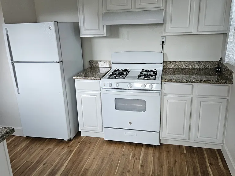 2014 Virginia St #4 — Photo 2