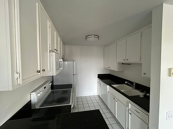 4th image of 3051 Cowley Way Unit 23