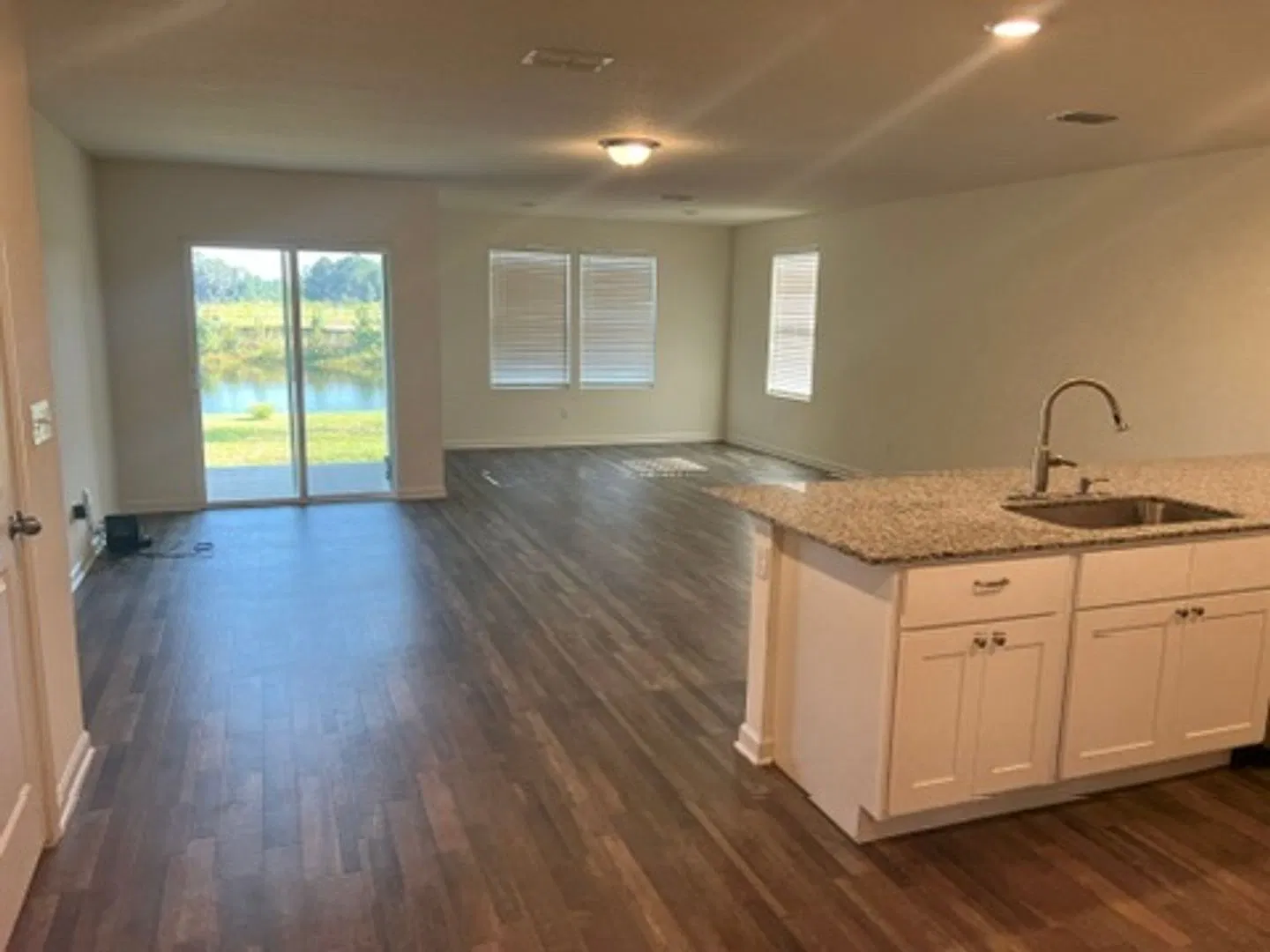 4 Bed 3 Bath with Water Views in Winding Rivert — Photo 3