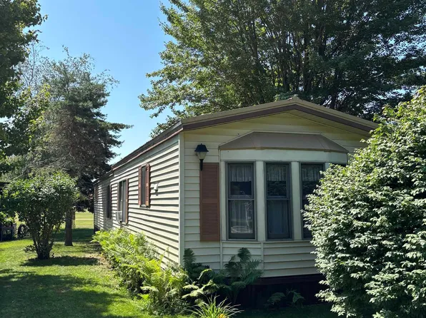 4088 Western Dr, Croswell, MI 48422