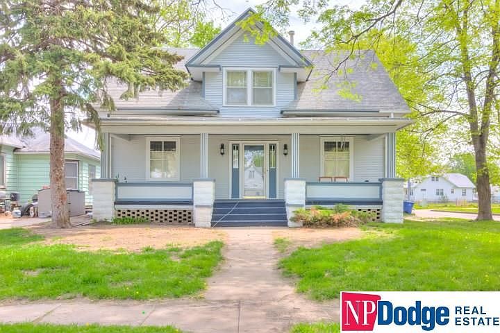 1st image of 304 N Platte Ave