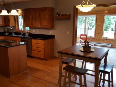 8405 Emerald Ln, Woodbury, MN, 55125