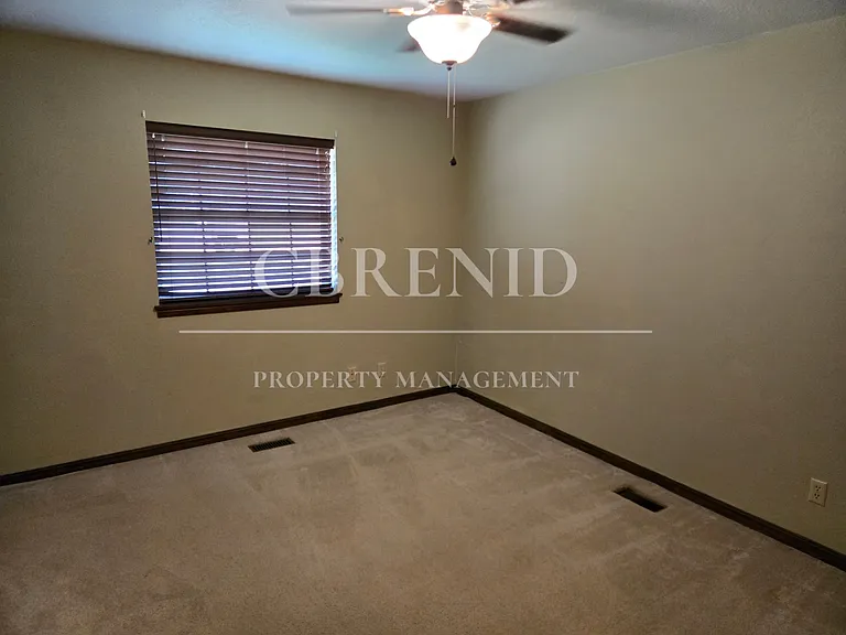 4615 Wheatland St — Photo 15