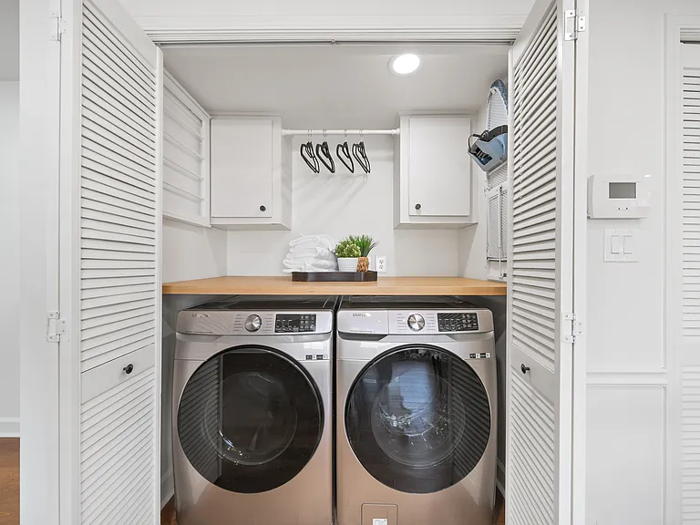 In-Unit Laundry

Enjoy the ease of a full-size washer and dryer in-unit, making longer stays and busy routines simple and stress-free.