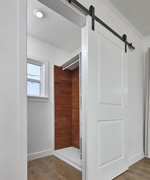 2904 W 81st St — Photo 20