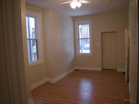 5th image of 250 S Saint Clair St