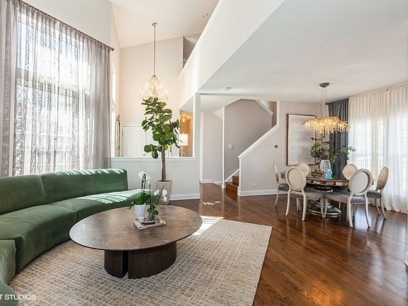 5th image of 1601 Astor Ave
