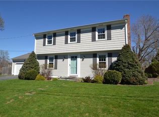 16 Pickett Rd, East Providence, RI 02914