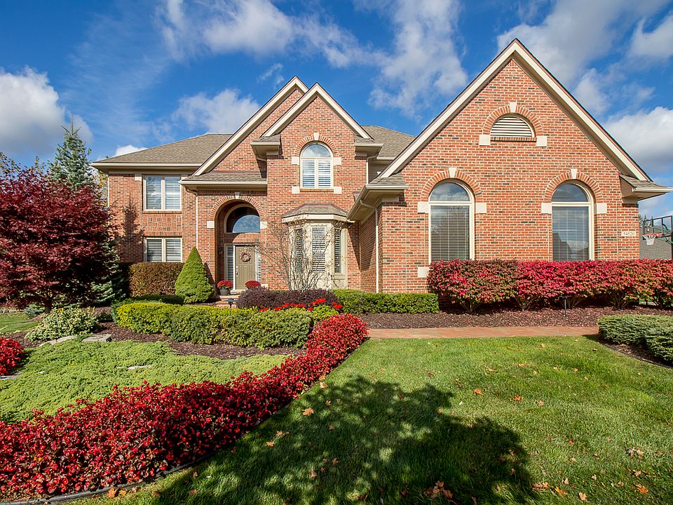 1st image of 54520 Birchwood Dr