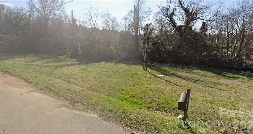 1st image of 718 Hyde St