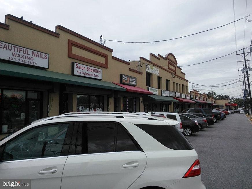 2nd image of 6318 Marlboro Pike