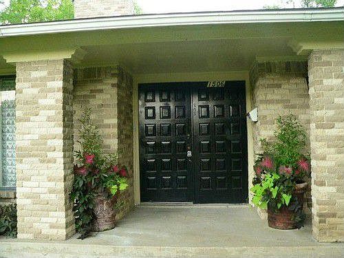 1st image of 1506 N Waterview Dr