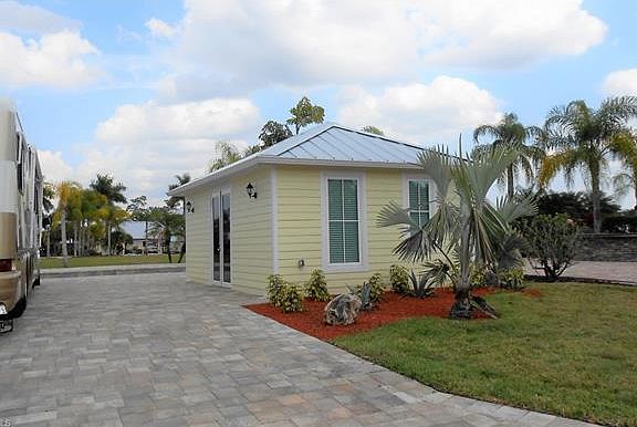 4th image of 3126 E Riverbend Resort Blvd