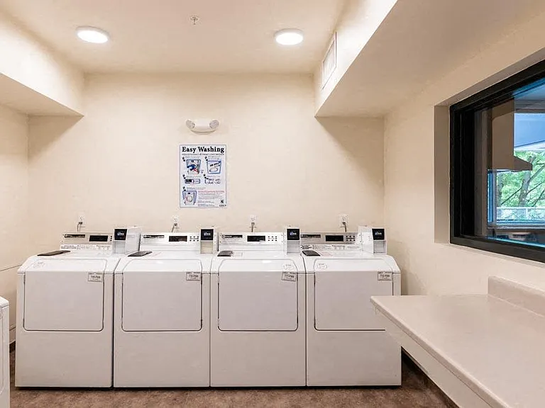 Arbora Court — Photo 15