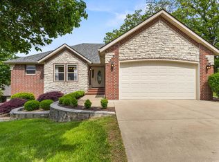 120 Oak Ridge Ct, Branson, MO 65616