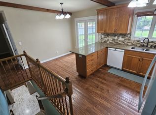 819 24th Ave NW, Minot, ND 58703