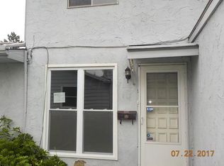 712 Cherry Hollow Rd, Columbus, OH 43228