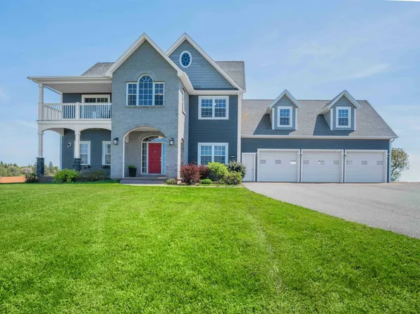 5929 Saint Peters Rd, Saint Peters Bay, PE C0A 2A0