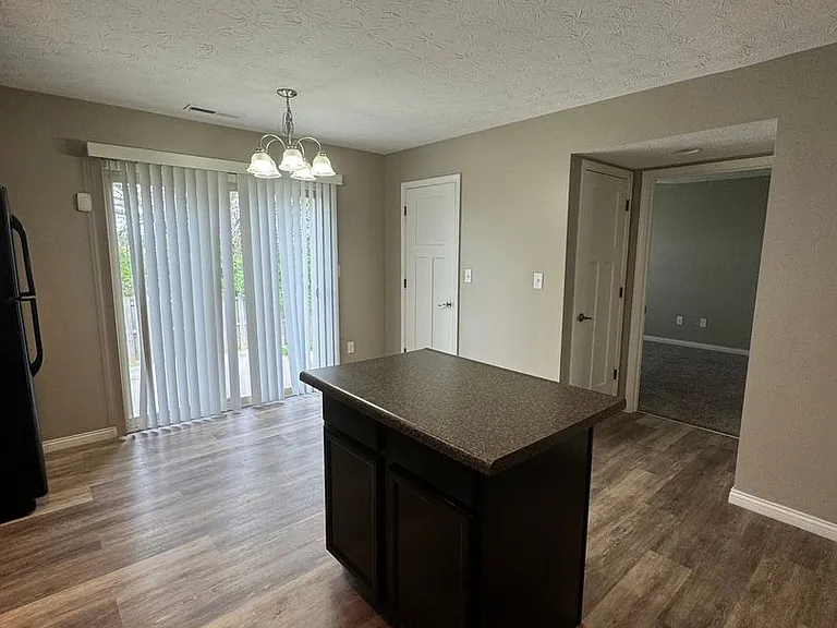 3976 Abraham Ct — Photo 7