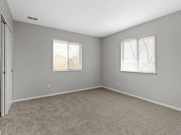 The Cedars Apartment Homes — Photo 13