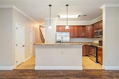 4814 Fountain View Way — Photo 6