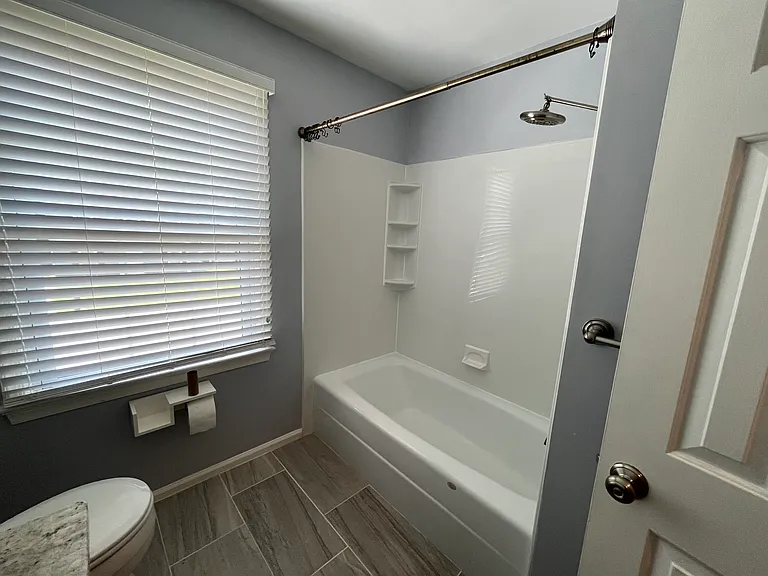 417 Bryan Ct — Photo 13