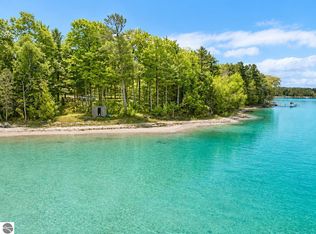737 S Stony Point Rd, Suttons Bay, MI 49682