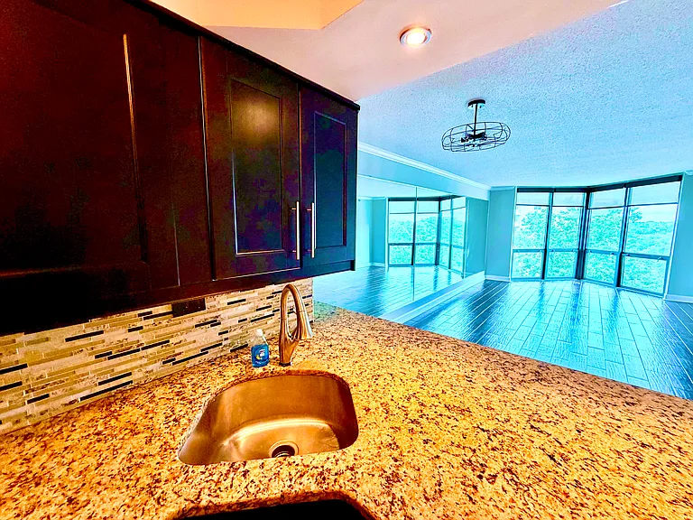 2870 Pharr Ct S — Photo 29