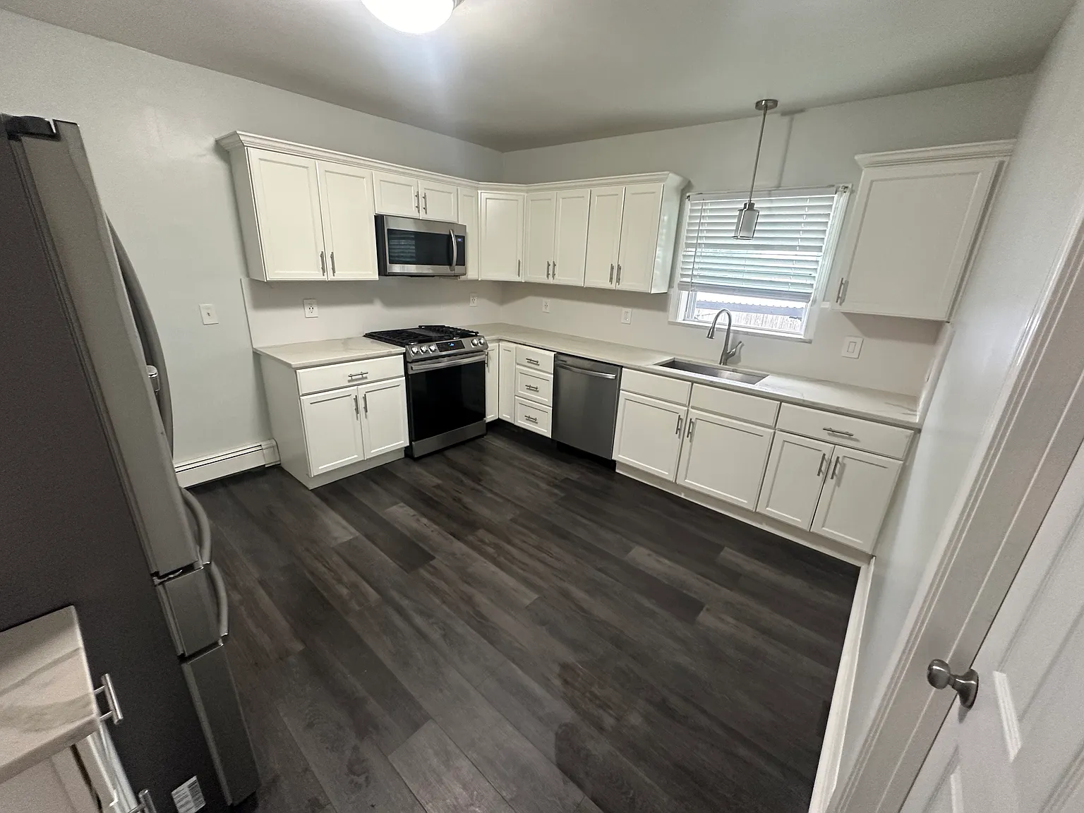 2 bed, $2,600 — Photo 2