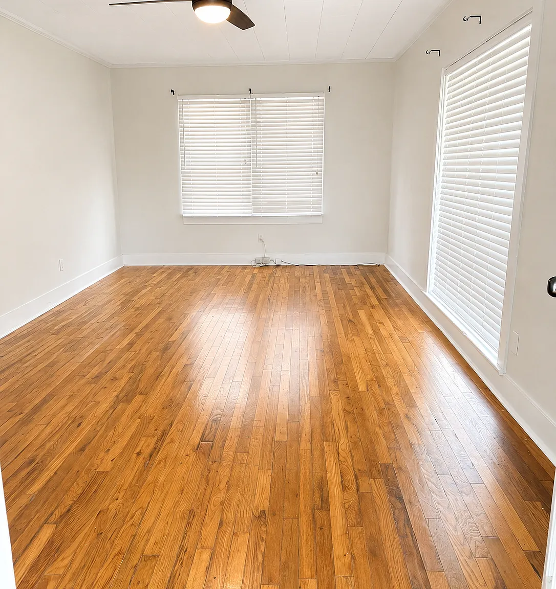 3 bed, 1400 sqft, $1,600 — Photo 2