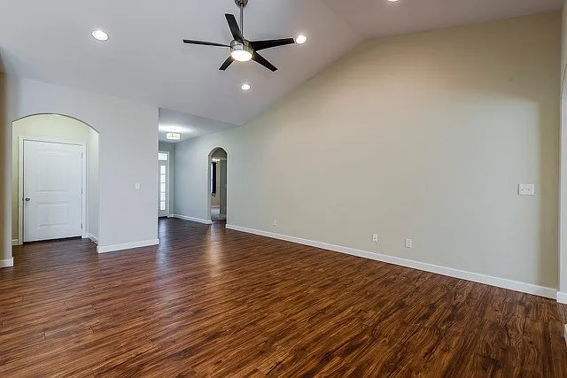 2701 Tobacco Rd #B — Photo 5