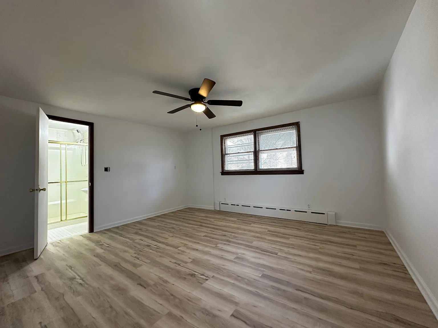 129 Harding Ave photo 1
