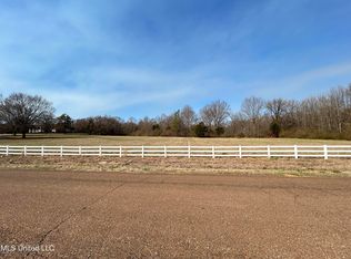 Country Club Rd, Senatobia, MS 38668