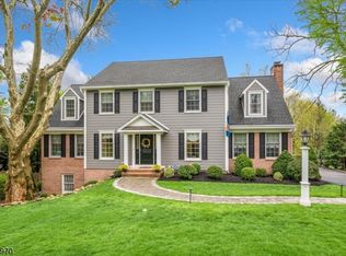 40 Walsingham Rd, Mendham, NJ 07945