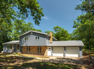 6860 Sophia Ln, Port Austin, MI 48467