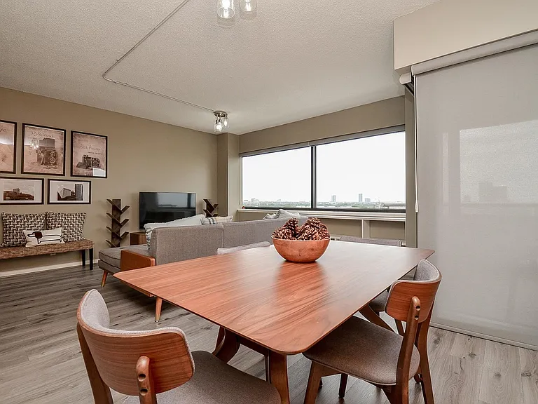 5000 Montrose Blvd #12B — Photo 22
