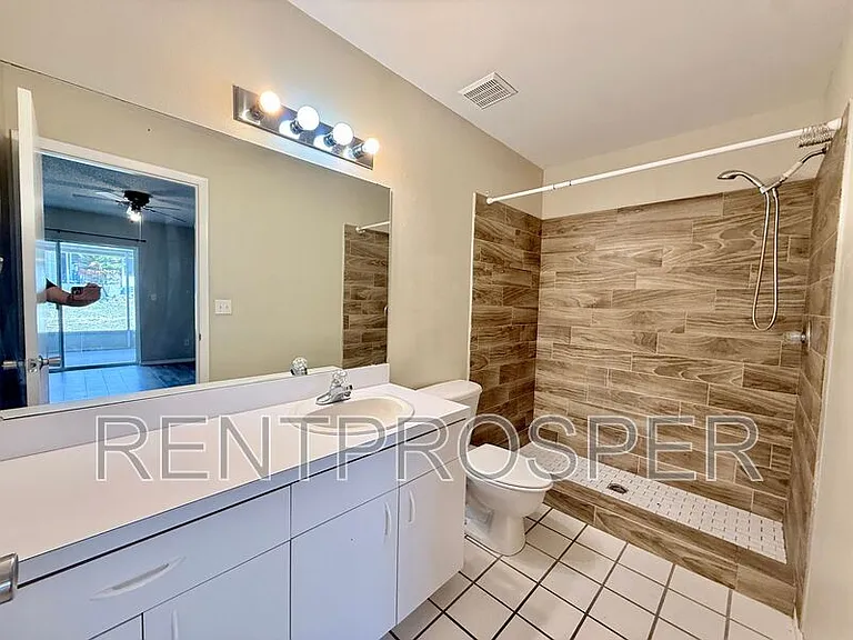 350 Winter Ridge Blvd — Photo 12