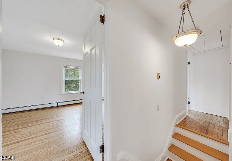 275 E Mount Pleasant Ave — Photo 24
