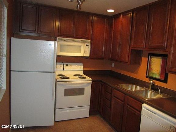 5th image of 4354 N 82nd St Unit 105