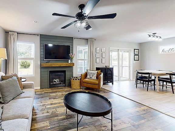 5th image of 593 Raleigh Ln