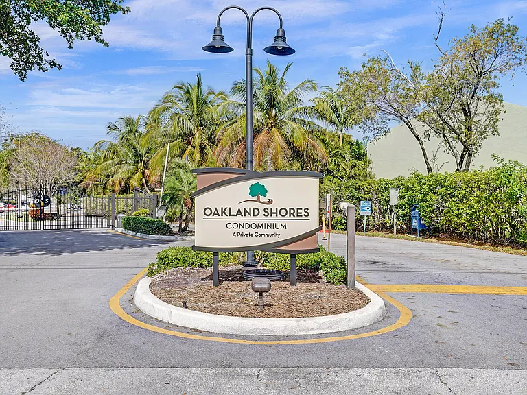 3109 Oakland Shores Dr #G110 — Photo 4