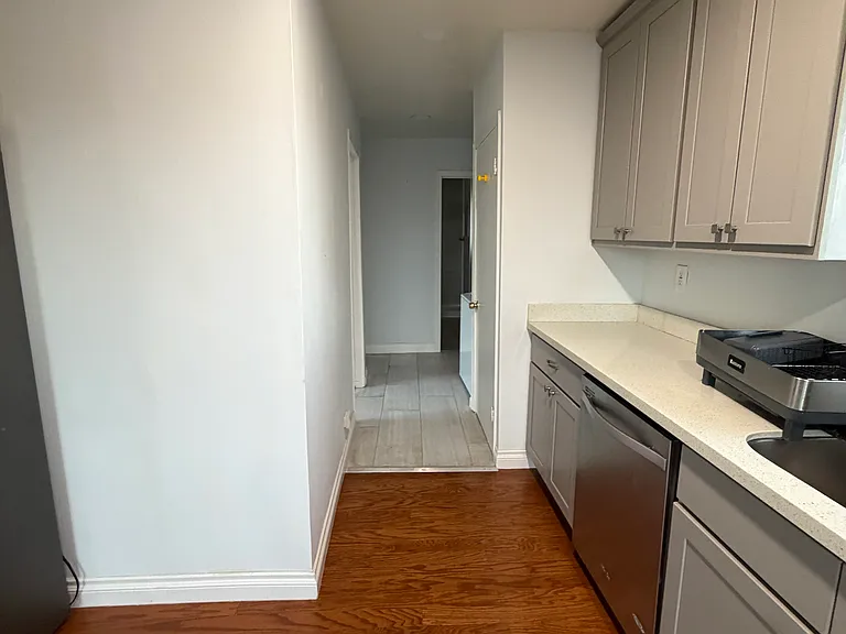 1441 Michigan Ave #2 — Photo 9