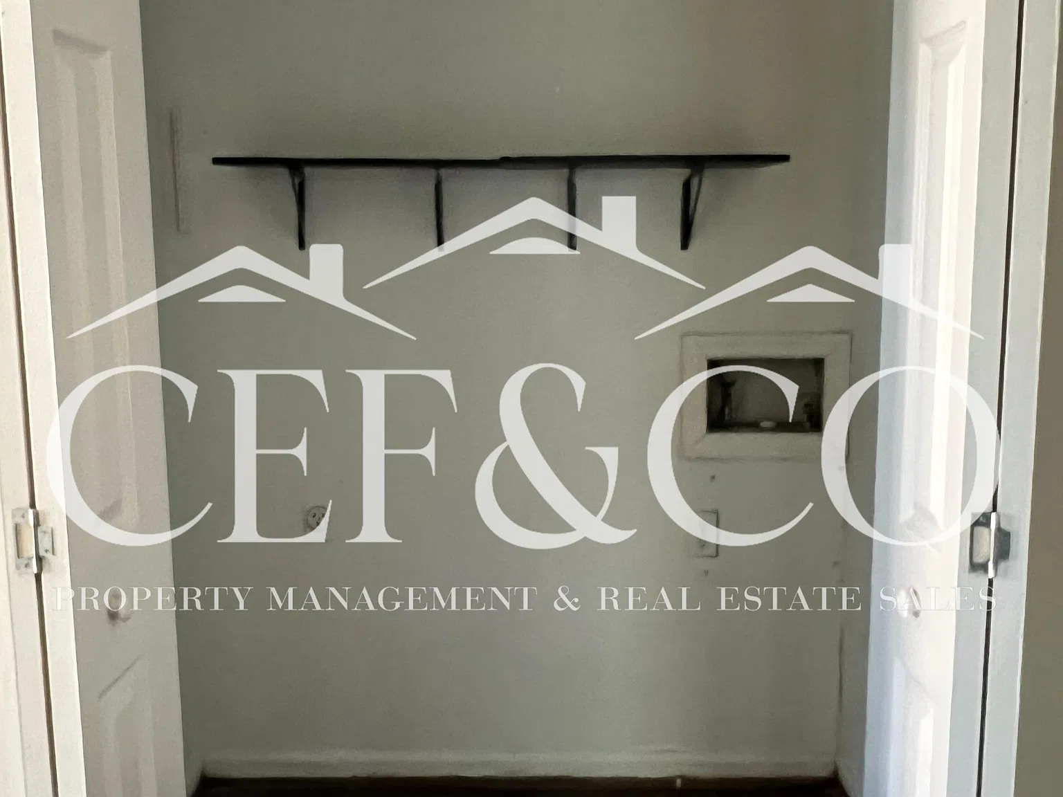 2 bed, 735 sqft, $895 — Photo 2