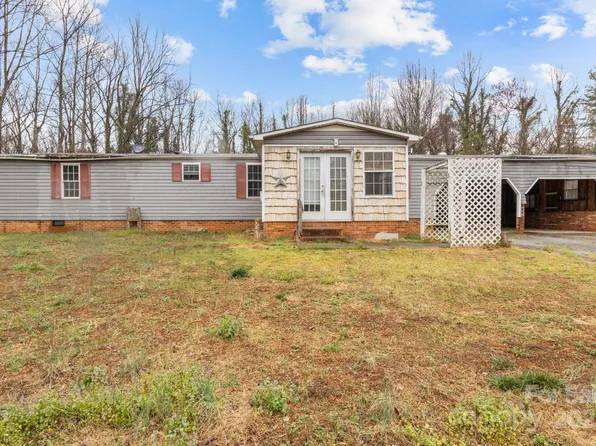 3932 Swaims Church Rd, Hamptonville, NC 27020