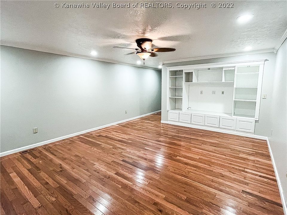 2685 Lens Creek Rd, Hernshaw, WV 25107 Zillow