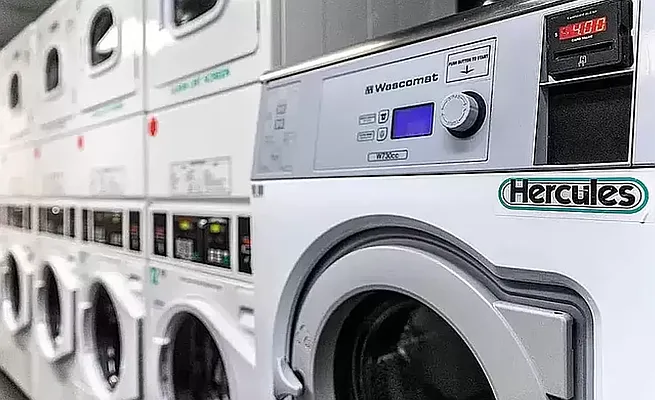 Rented by Manhattan Realty Group | media 13