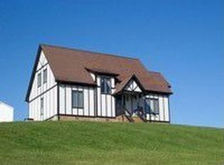 129 Thistle Trl, Hillsville, VA