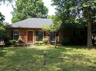 6160 Quince Rd, Memphis, TN 38119