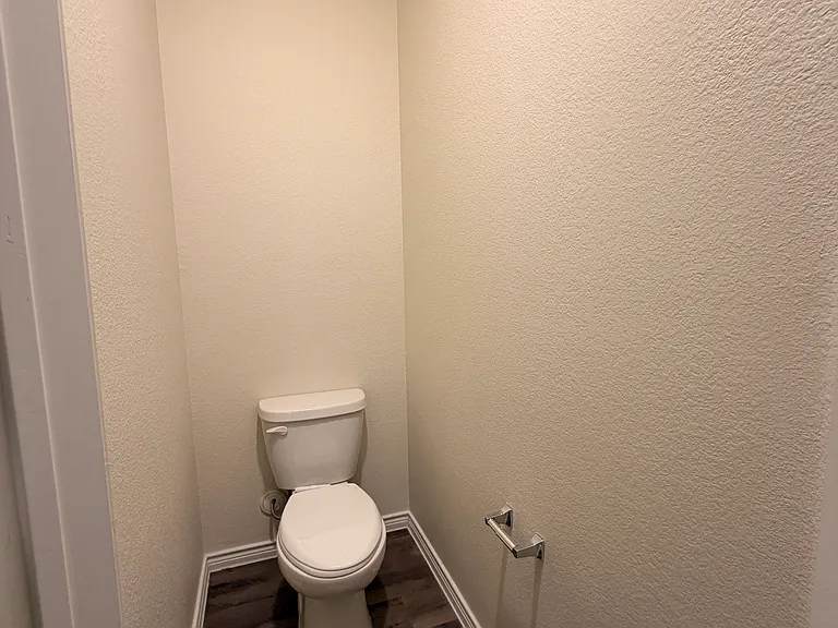 3413 Sabine Dr — Photo 23