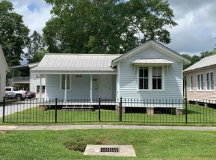 304 S Pine St, Hammond, LA 70403